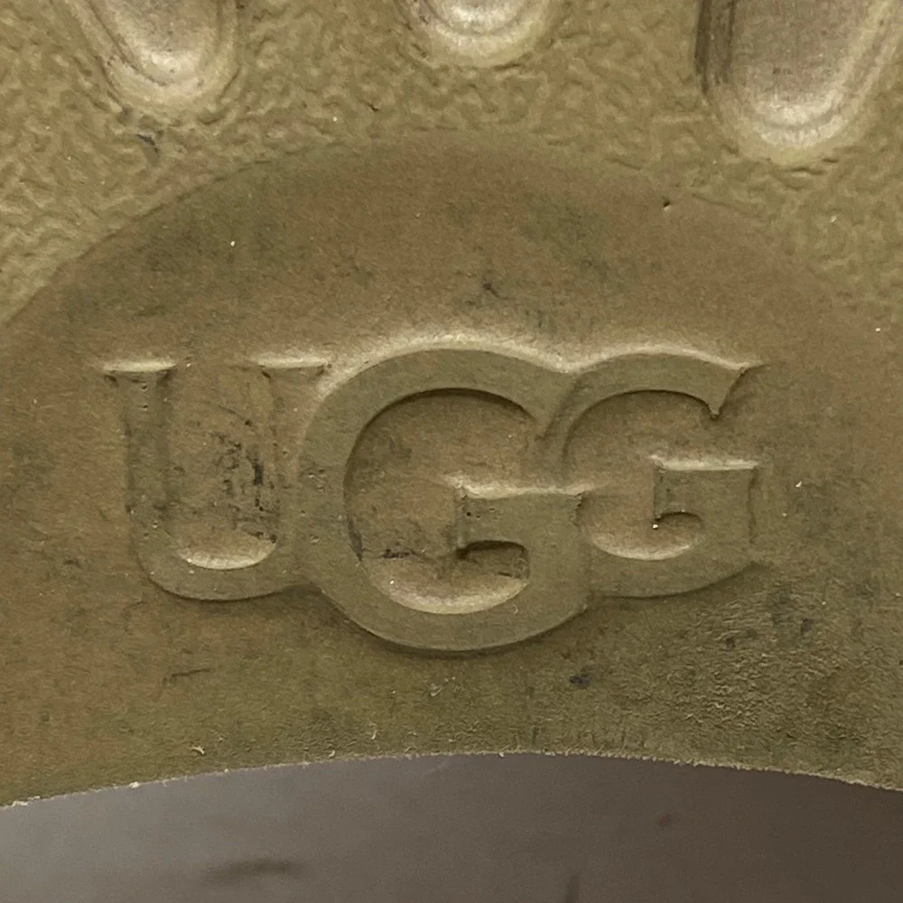UGG Bailey Bow II Pink Suede Sheepskin Boots 1017394K Girls 5 Mens 5 Womens 7